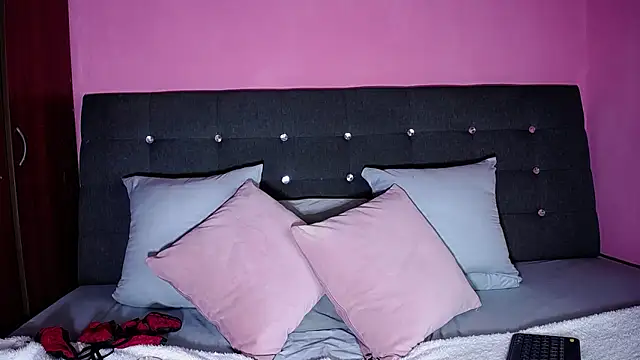 aleja spearsx online show from 01-14-26, 12:09