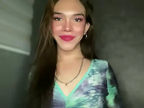 Snapshot of Misselliefayexxx chatting on 02-15-26, 05:41 Misselliefayexxx online show from 02-15-26, 05:41