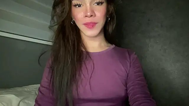 Snapshot of Misselliefayexxx chatting on 11-04-25, 08:56 Misselliefayexxx online show from 11-04-25, 08:56