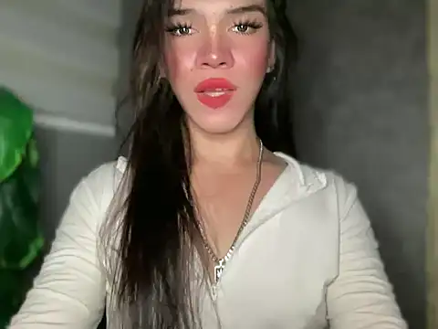 Snapshot of Misselliefayexxx chatting on 06-09-26, 04:30 Misselliefayexxx online show from 06-09-26, 04:30