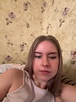 Tomyris yuki online show from 11-20-25, 10:42