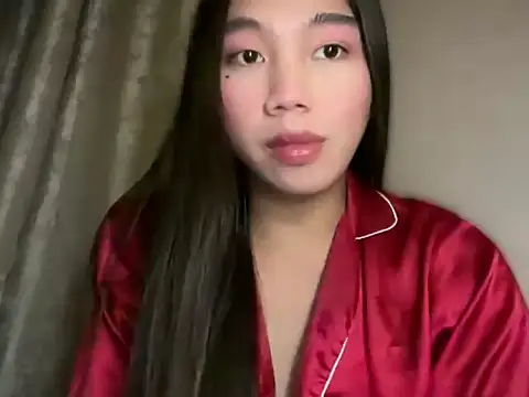 Snapshot of kat_mire chatting on 06-30-26, 05:02 kat mire online show from 06-30-26, 05:02