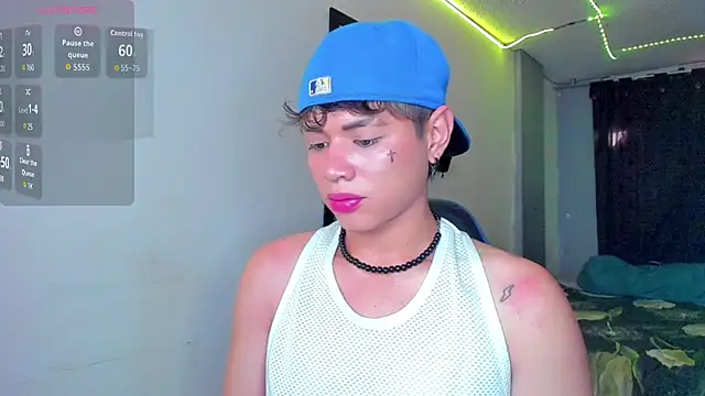 Snapshot of Jostin18 chatting on 12-15-25, 02:01 Jostin18 online show from 12-15-25, 02:01