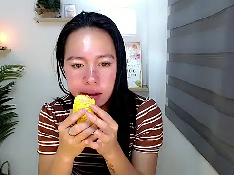 kimbratx online show from 11-06-25, 09:52