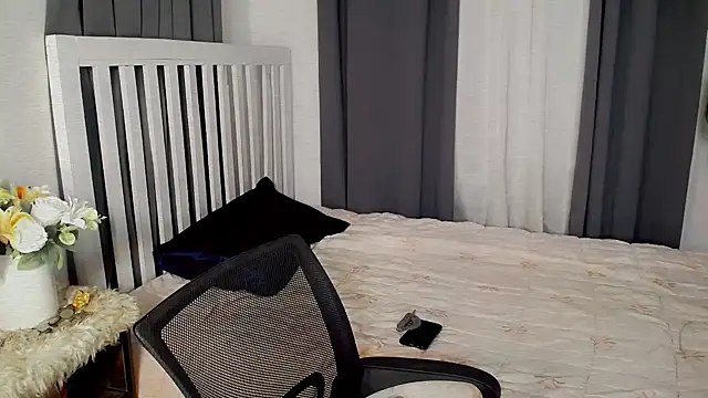 Candicebloom online show from 09-19-25, 09:30