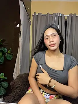 Candicebloom online show from 06-18-26, 02:11