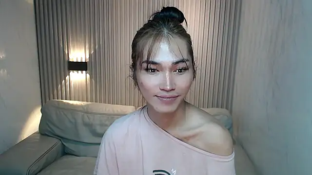 lovelychanel69xx online show from 10-24-25, 11:15