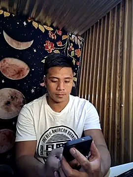 mr dave online show from 12-18-25, 01:26