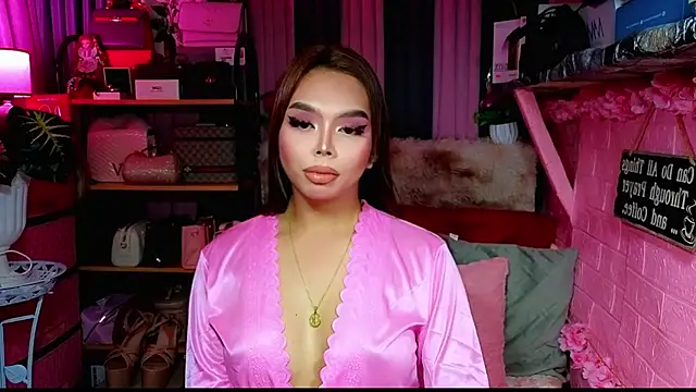 MoniqueCeleste online show from 11-04-25, 02:04