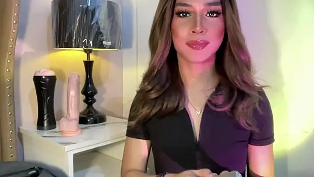 solana imani online show from 10-22-25, 05:56