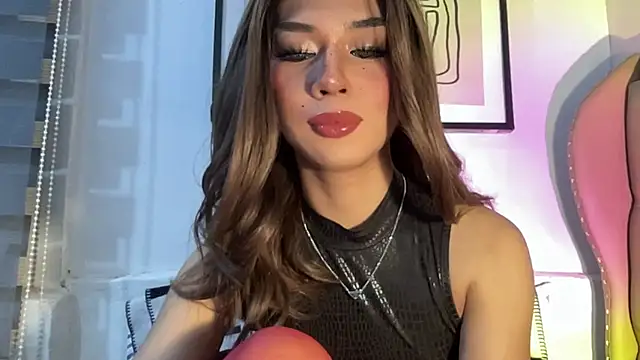 solana imani online show from 10-23-25, 04:49