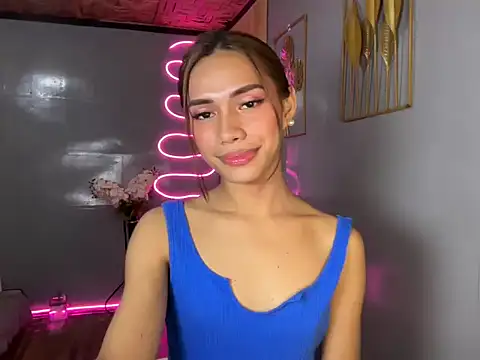 Lovelynikki03 online show from 05-10-26, 07:23