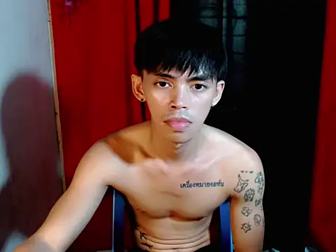 urhunky boy online show from 05-13-26, 02:18