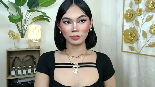 miyaa Moore online show from 09-21-25, 02:55