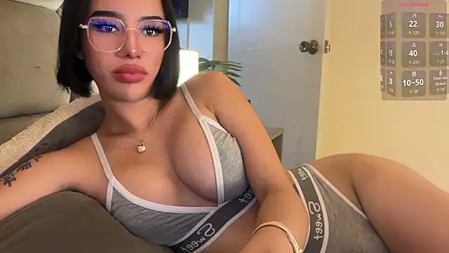 Snapshot of s1nfulbarbie chatting on 05-23-26, 04:00 s1nfulbarbie online show from 05-23-26, 04:00