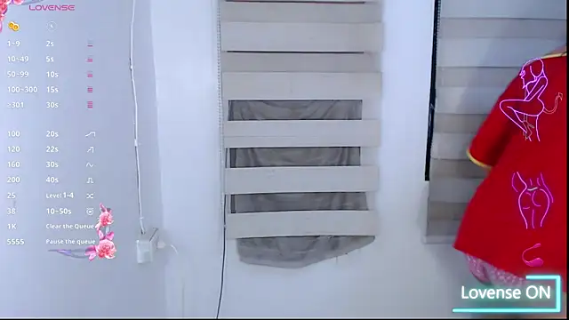 Snapshot of Lalisaslut18 chatting on 02-17-26, 06:54 Lalisaslut18 online show from 02-17-26, 06:54