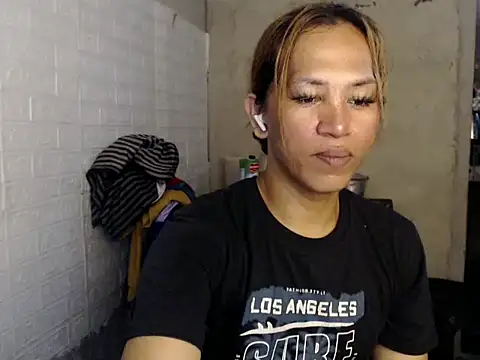 isabellabigcock06 online show from 03-25-26, 08:14