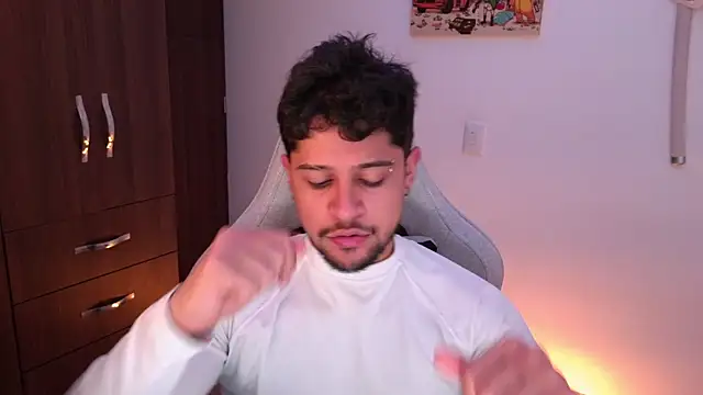 domsantiago  online show from 01-08-26, 03:01