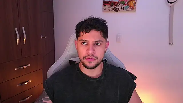 domsantiago  online show from 01-12-26, 02:29