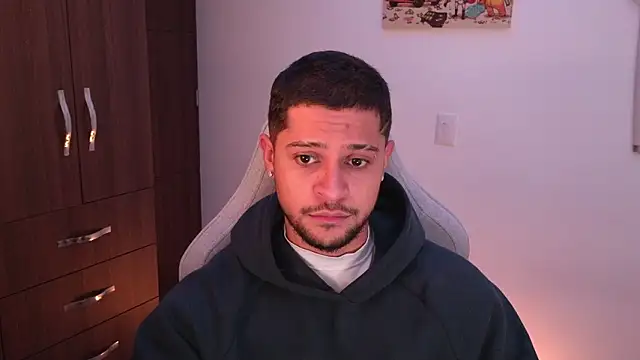 domsantiago  online show from 02-18-26, 03:59