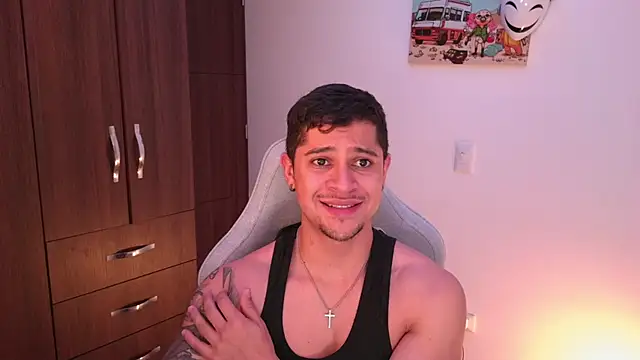 domsantiago  online show from 11-05-25, 02:14