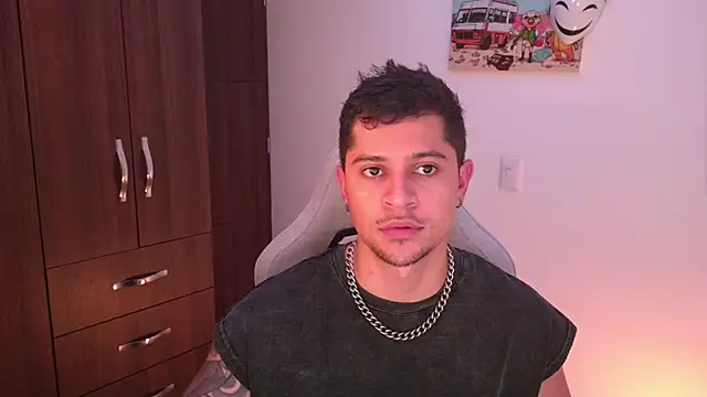 domsantiago  online show from 11-03-25, 01:33