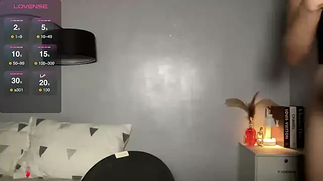 Demi Maddison online show from 10-10-25, 04:41