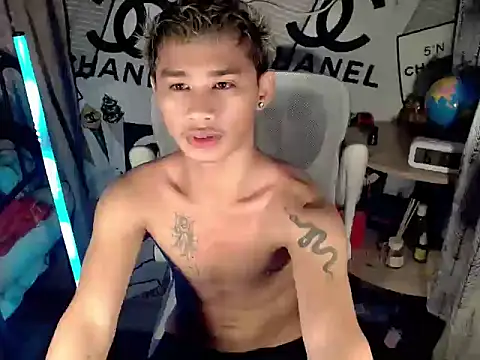Snapshot of asianhardcock25 chatting on 04-21-26, 10:16 asianhardcock25 online show from 04-21-26, 10:16