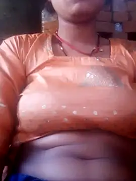 Snapshot of Hot_anjo chatting on 11-30-25, 04:02 Hot anjo online show from 11-30-25, 04:02