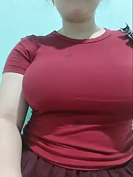 Snapshot of Shiny_Babe chatting on 07-18-26, 07:06 Shiny Babe online show from 07-18-26, 07:06
