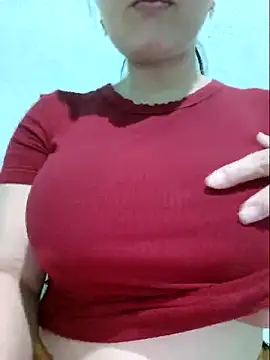 Snapshot of Shiny_Babe chatting on 05-07-26, 03:22 Shiny Babe online show from 05-07-26, 03:22