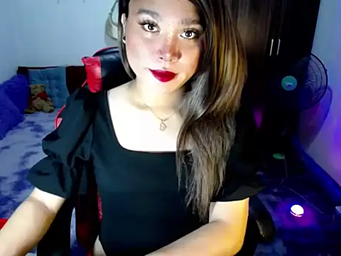 Urassiansweetcummer online show from 03-20-26, 04:57