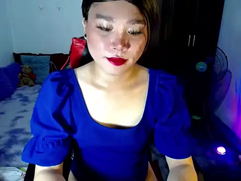 Urassiansweetcummer online show from 04-08-26, 03:19