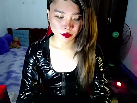 Urassiansweetcummer online show from 04-01-26, 03:41