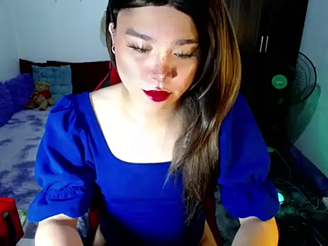 Urassiansweetcummer online show from 03-24-26, 03:28