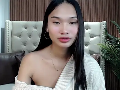 Snapshot of universal_slutt chatting on 02-11-26, 05:35 universal slutt online show from 02-11-26, 05:35