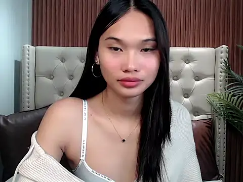 Snapshot of universal_slutt chatting on 02-10-26, 04:28 universal slutt online show from 02-10-26, 04:28