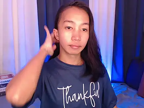 Snapshot of Sweet_kittyxx chatting on 02-24-26, 04:02 Sweet kittyxx online show from 02-24-26, 04:02