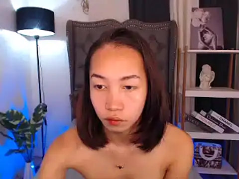Sweet kittyxx online show from 10-07-25, 04:13