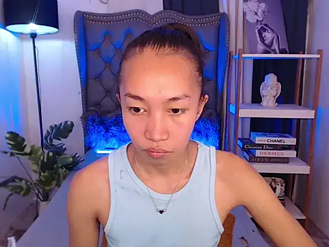 Snapshot of Sweet_kittyxx chatting on 02-10-26, 07:29 Sweet kittyxx online show from 02-10-26, 07:29