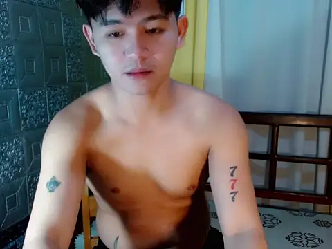 Snapshot of Albertx_Destroyer69 chatting on 12-22-25, 03:45 Albertx Destroyer69 online show from 12-22-25, 03:45