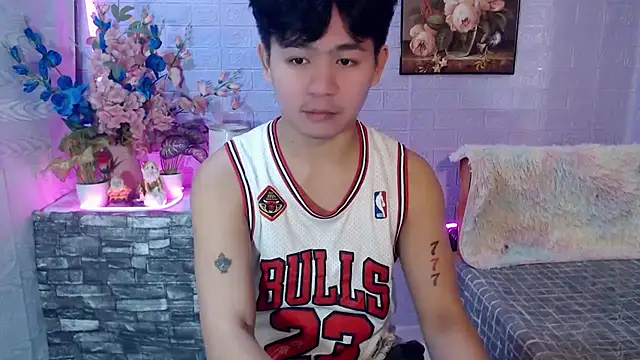 Snapshot of Albertx_Destroyer69 chatting on 06-11-26, 03:14 Albertx Destroyer69 online show from 06-11-26, 03:14