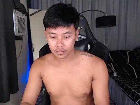 alexsuckable01 online show from 03-12-26, 05:45