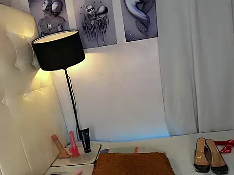 Foxxy Barbie online show from 01-06-26, 06:39