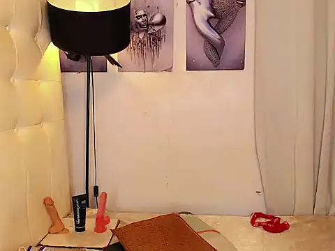 Foxxy Barbie online show from 02-10-26, 06:01