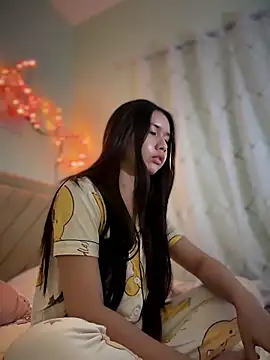 Naughtychen18 online show from 06-09-26, 05:52