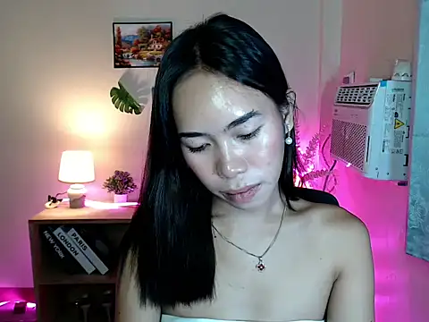 Shindoll online show from 10-26-25, 10:04