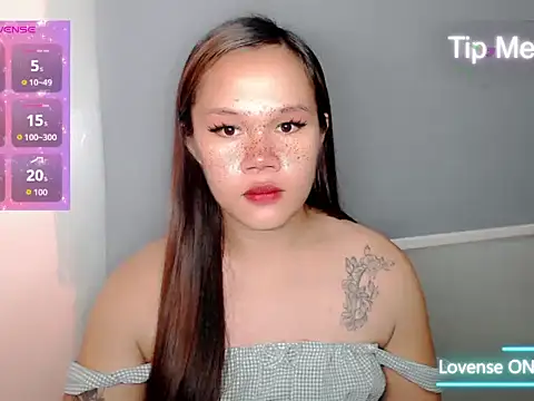 Snapshot of Lovelyariah chatting on 10-09-25, 10:05 Lovelyariah online show from 10-09-25, 10:05