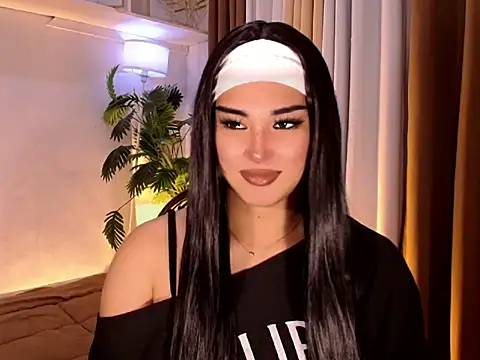 Snapshot of magnificent_kitana chatting on 06-07-26, 07:52 magnificent kitana online show from 06-07-26, 07:52