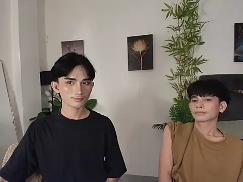 Snapshot of twink_pinoy chatting on 03-04-26, 04:20 twink pinoy online show from 03-04-26, 04:20